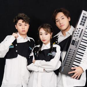 午夜婷婷狠一区二区
